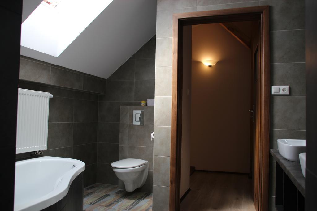 Dom Nad Krzywym - Prywatna Plaza, 2 Boiska, Sauna, Plac Zabaw Krzywe  Buitenkant foto