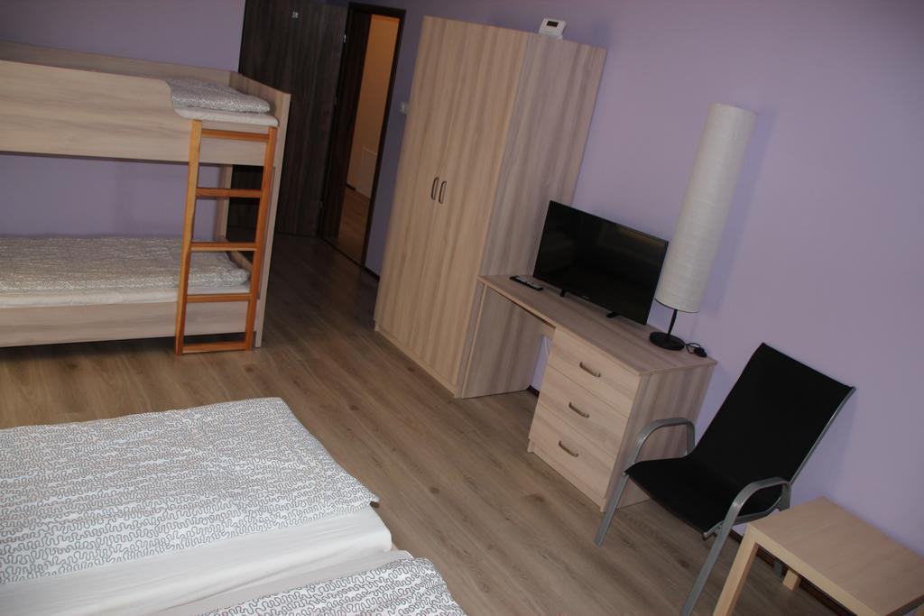 Dom Nad Krzywym - Prywatna Plaza, 2 Boiska, Sauna, Plac Zabaw Krzywe  Buitenkant foto